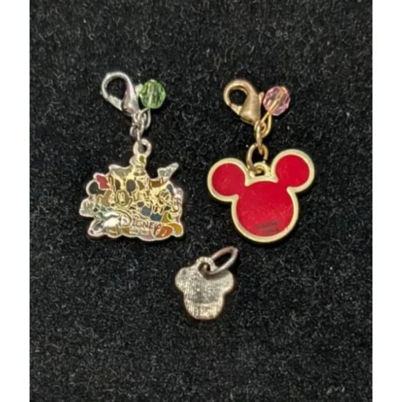 Disney Mickey Mouse & Friends Charms Set Crystals Enamel - Picture 2 of 7